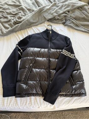 Moncler Puffer Coat/Cardigan